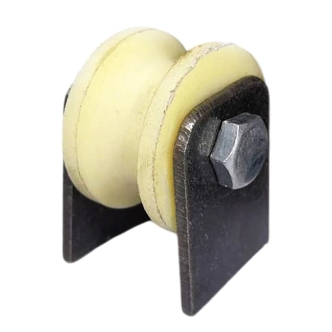 Ролик d50 мм Р2523 на пластинах под трубу 1/2 d20 мм, капролон фото 1